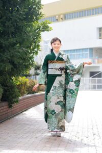 成人式目立つ振袖7