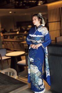 成人式目立つ振袖1